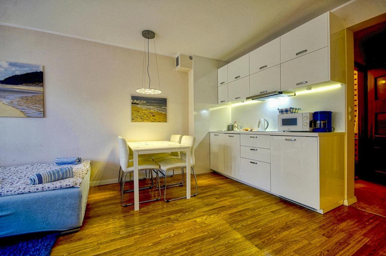 シフィノウイシチェApartament Zdrojowy Parkアパートメント エクステリア 写真